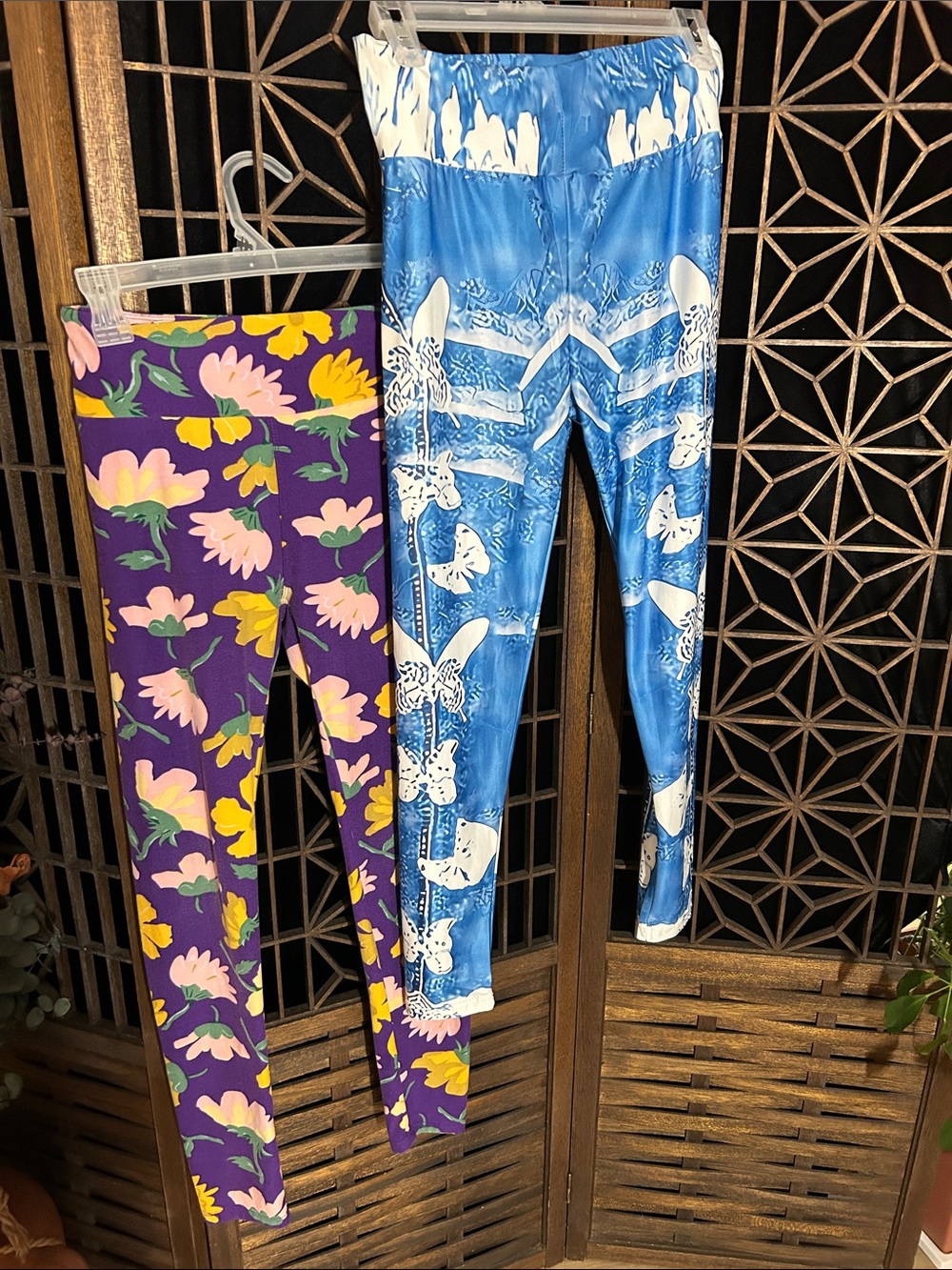 TWO PAIRS STRETCH PANTS M